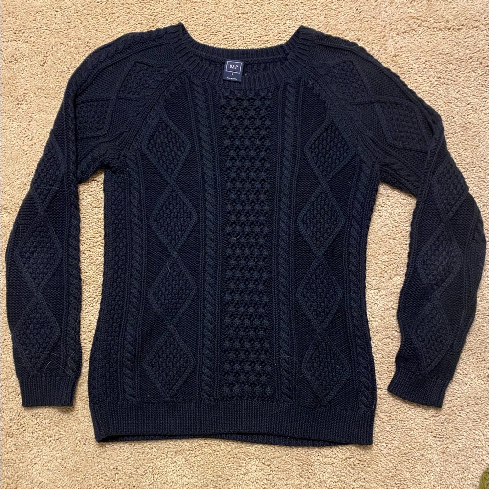 Gap Women’s Cable Knit Sweater